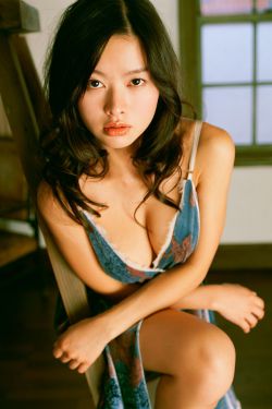 赵本山女儿承认整容